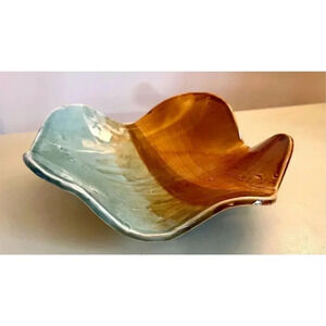 Maurice‎ of Calif 1M-92 Art Pottery Leaf Shape Decor